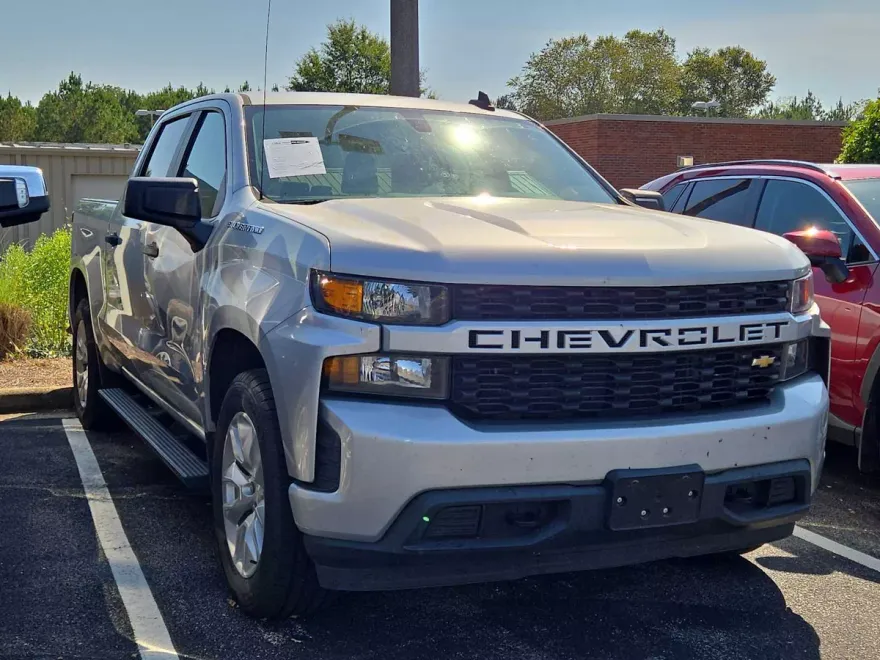 2019 Chevrolet Silverado 1500 Custom photo 1