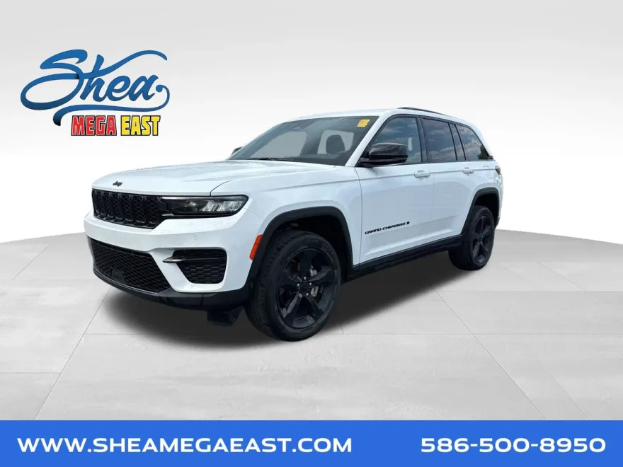 2022 Jeep Grand Cherokee Altitude photo 1
