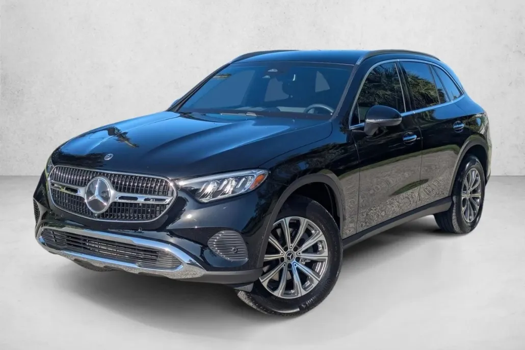 2025 Mercedes Benz GLC 300 photo 1