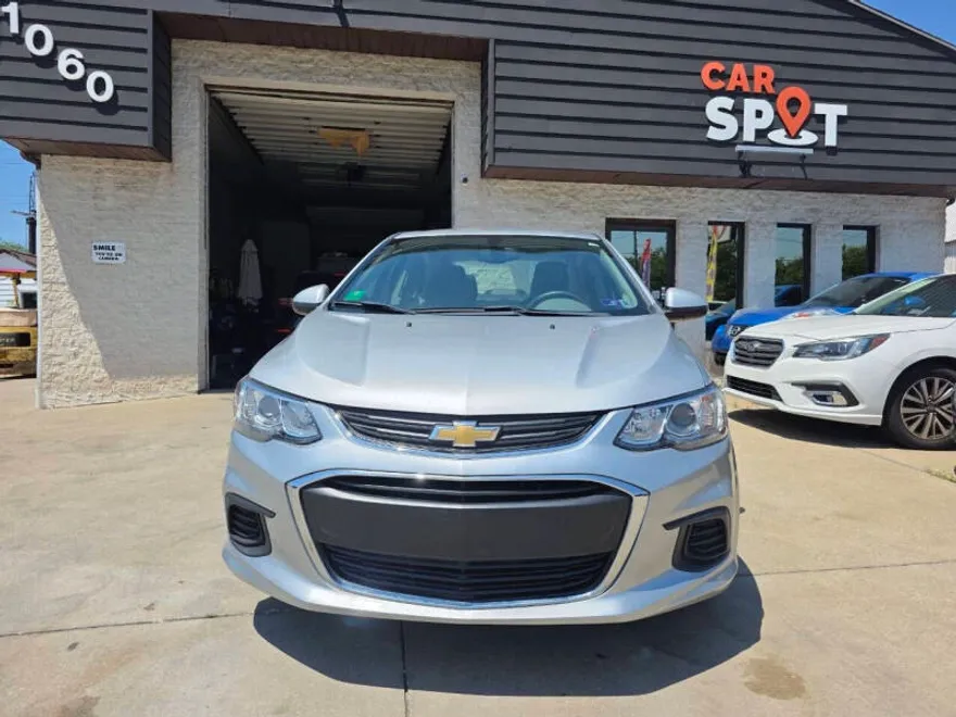 2018 Chevrolet Sonic LS photo 1