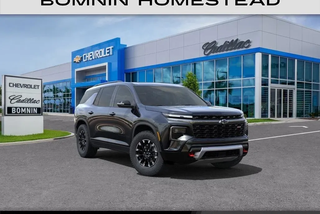 2024 Chevrolet Traverse Z71 photo 1