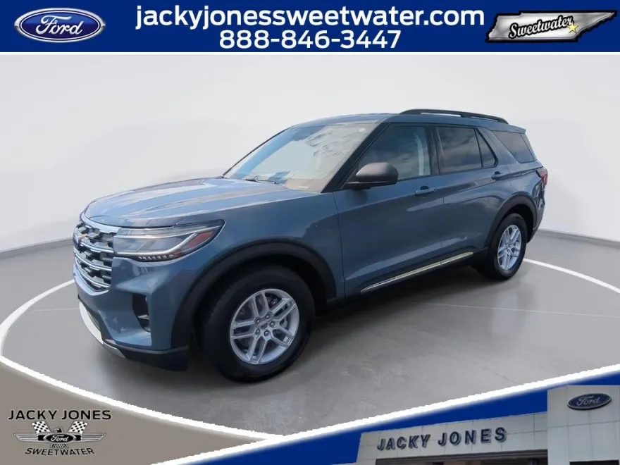 2025 Ford Explorer photo 1