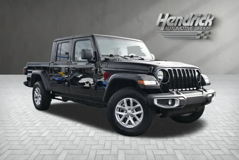 2023 Jeep Gladiator Sport S photo 1