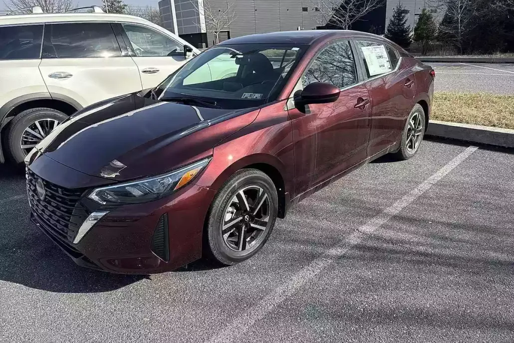 2025 Nissan Sentra SV photo 1