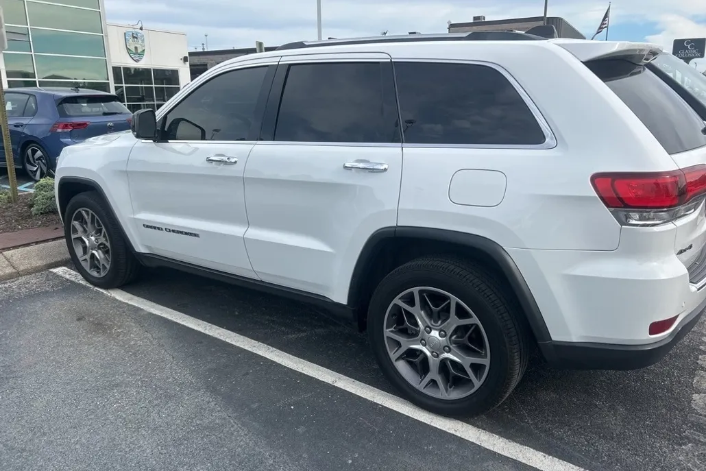 2020 Jeep Grand Cherokee Limited photo 1