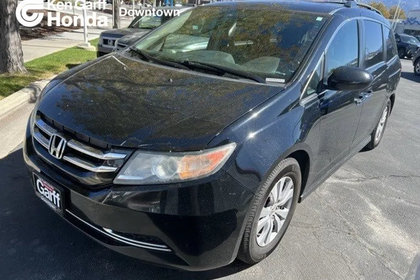 2016 Honda Odyssey EX-L photo 1