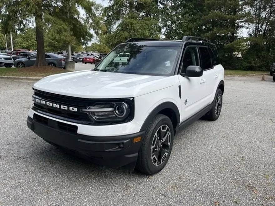2024 Ford Bronco Sport Outer Banks photo 1