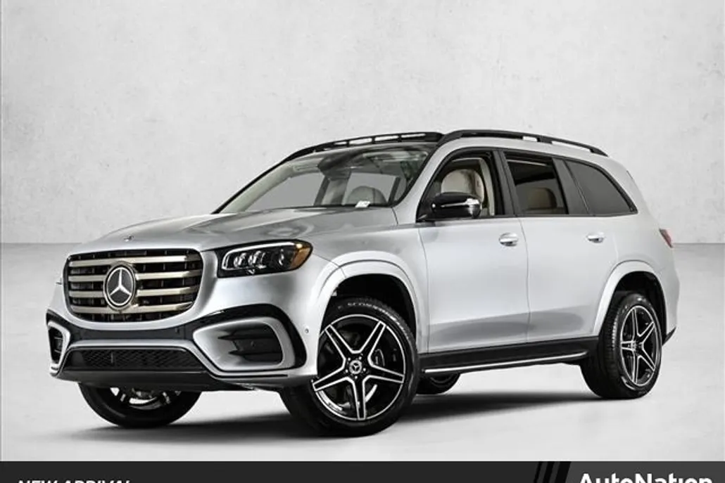 2026 Mercedes Benz GLS 450 4MATIC photo 1