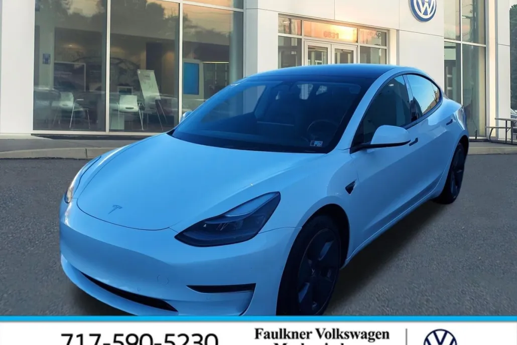 2022 Tesla Model 3 photo 1