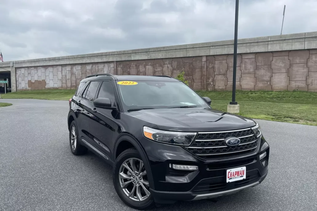 2022 Ford Explorer XLT photo 1
