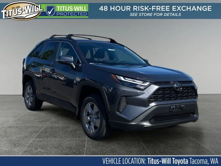 2025 Toyota RAV4 XLE photo 1