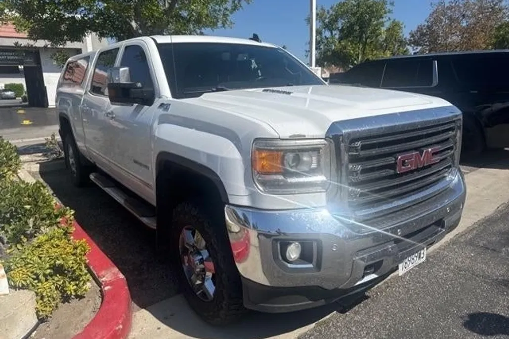 2016 Gmc Sierra 2500 HD SLT photo 1