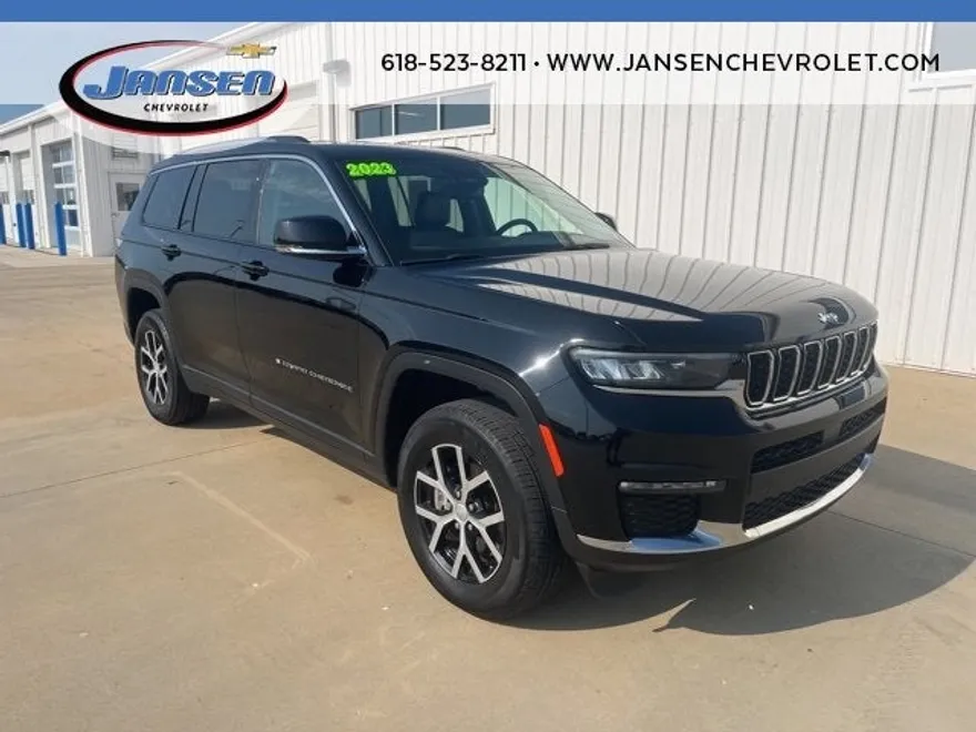 2023 Jeep Grand Cherokee Limited photo 1