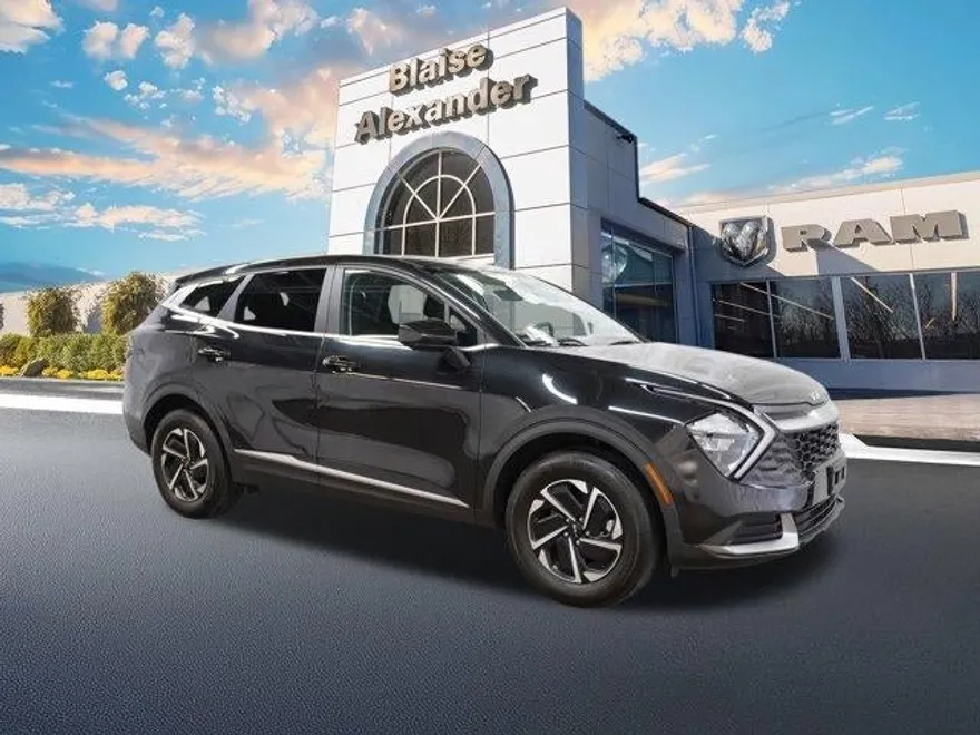 2023 Kia Sportage Hybrid LX photo 1