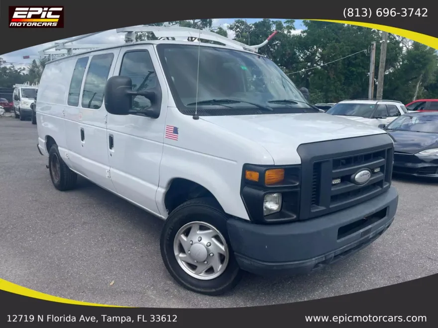 2014 Ford E-150 photo 1