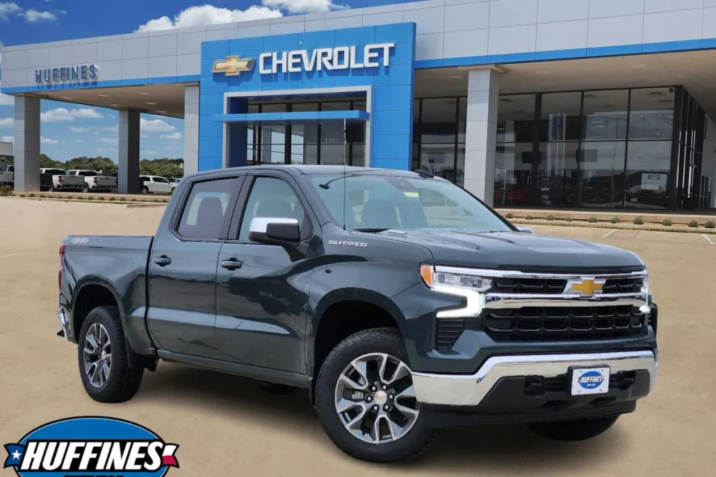 2025 Chevrolet Silverado 1500 LT photo 1