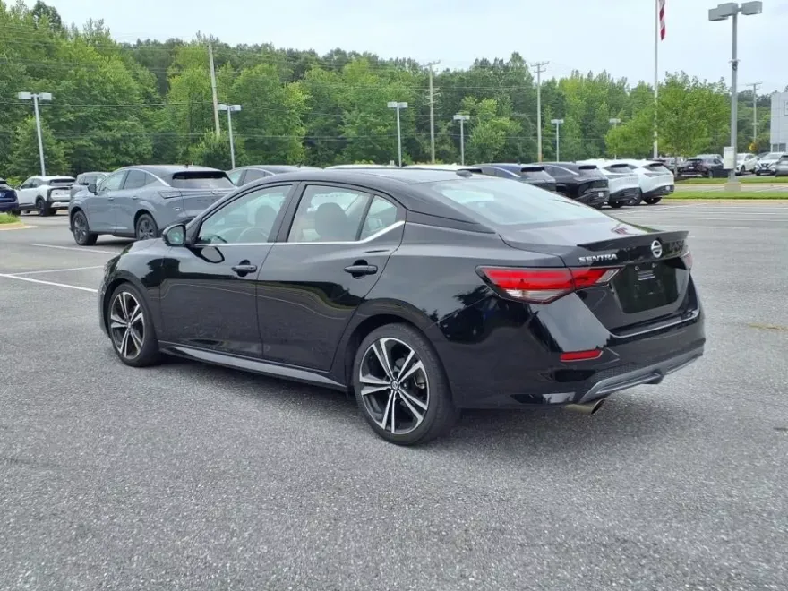 2023 Nissan Sentra SR Premium photo 1