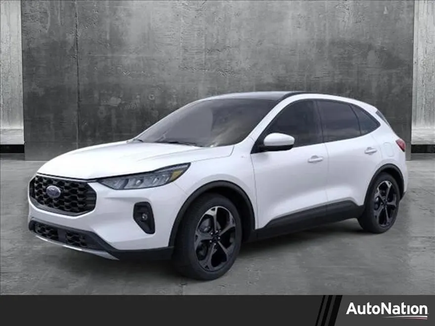 2025 Ford Escape ST-Line photo 1