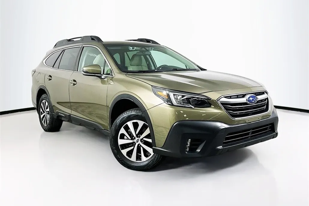 2022 Subaru Outback Premium photo 1