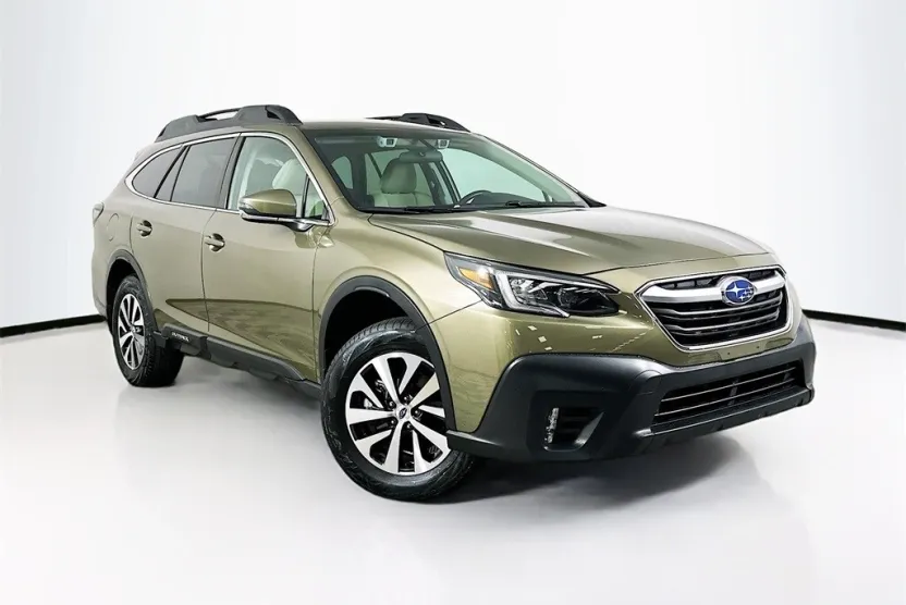 2022 Subaru Outback Premium photo 1