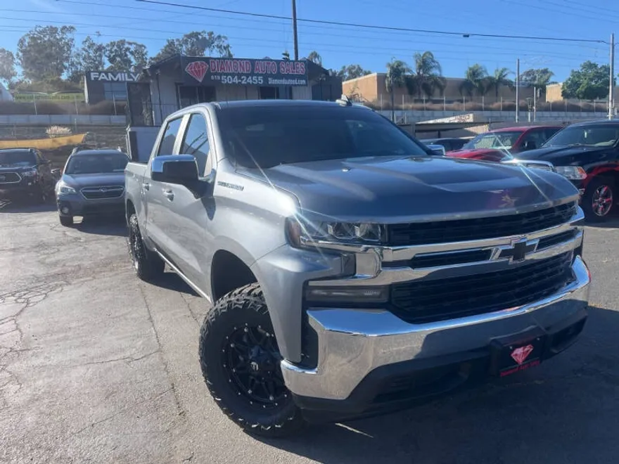 2019 Chevrolet Silverado 1500 LT photo 1