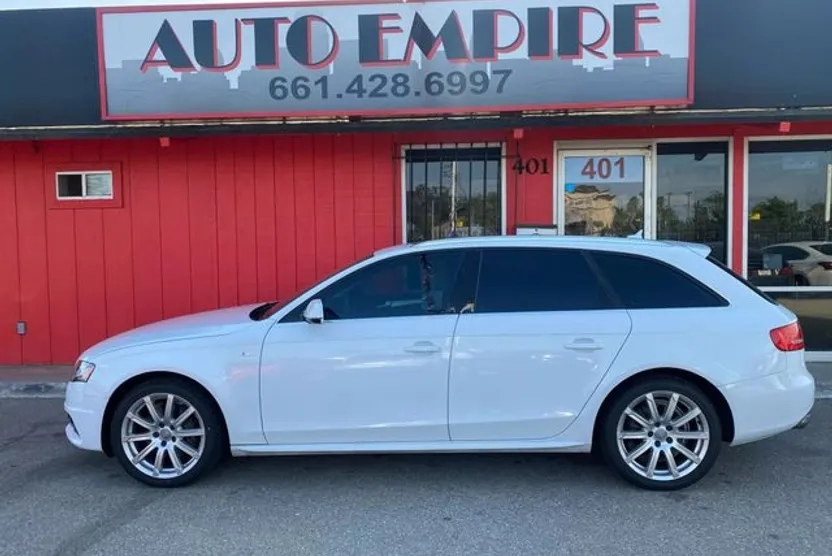 2012 Audi A4 2.0T Avant Quattro Premium photo 1