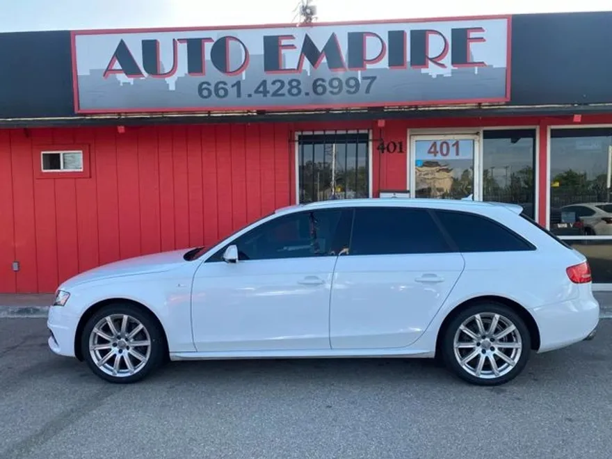 2012 Audi A4 2.0T Avant Quattro Premium photo 1