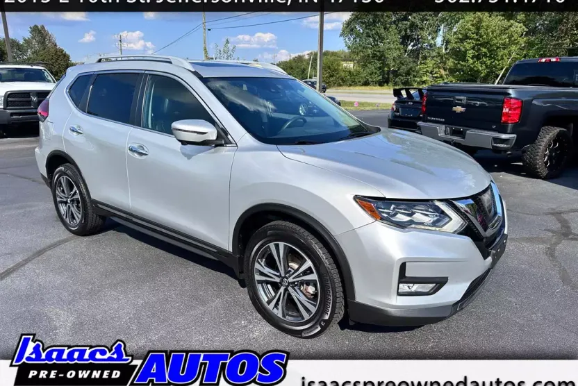 2017 Nissan Rogue SL photo 1