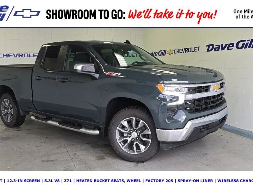 2026 Chevrolet Silverado 1500 LT photo 1