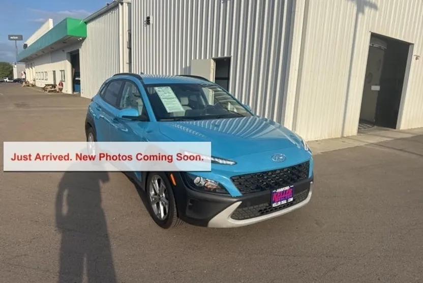 2023 Hyundai Kona SEL photo 1
