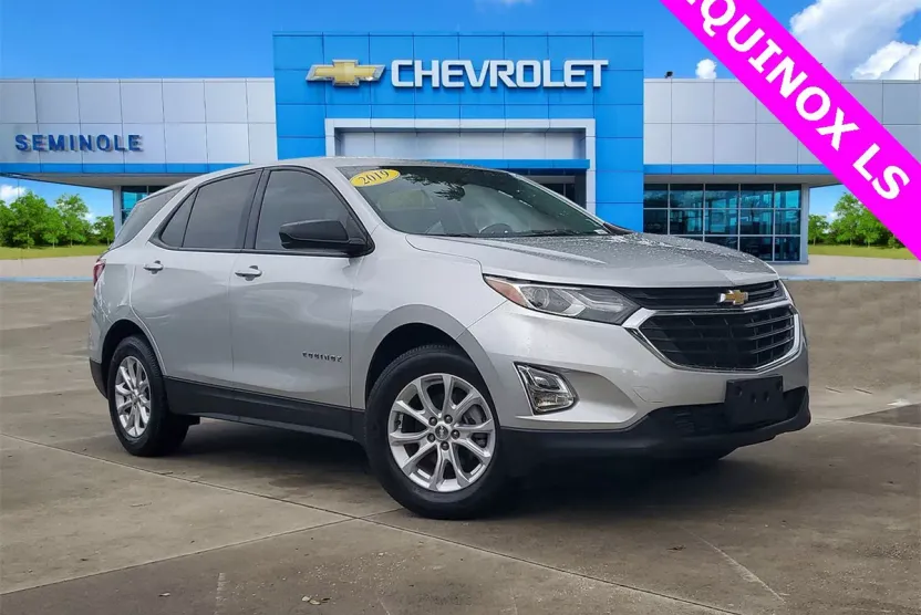 2019 Chevrolet Equinox LS photo 1