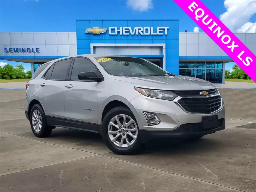 2019 Chevrolet Equinox LS photo 1