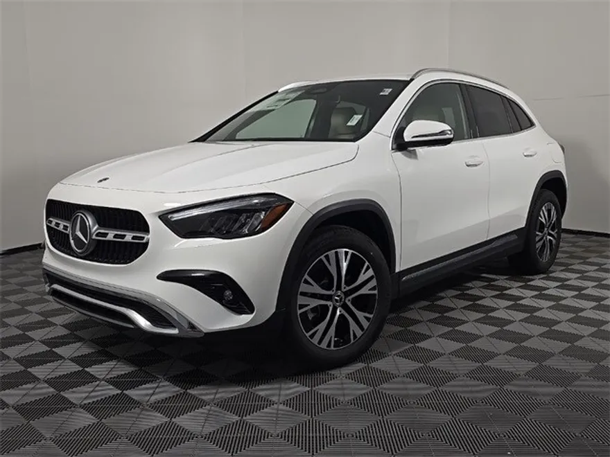 2025 Mercedes Benz GLA 250 4MATIC photo 1