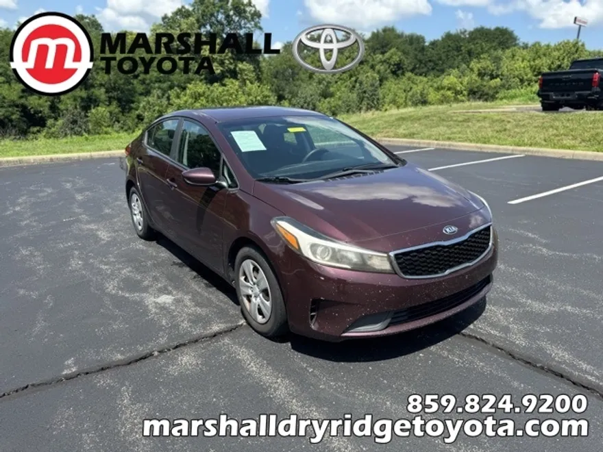 2017 Kia Forte LX Base photo 1
