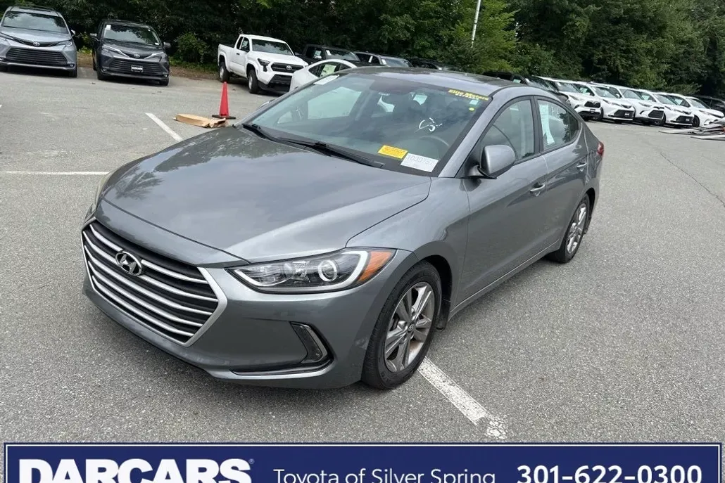 2017 Hyundai Elantra Value Edition photo 1