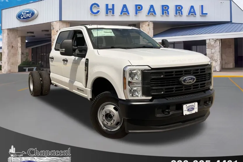 2025 Ford F-350 XL photo 1