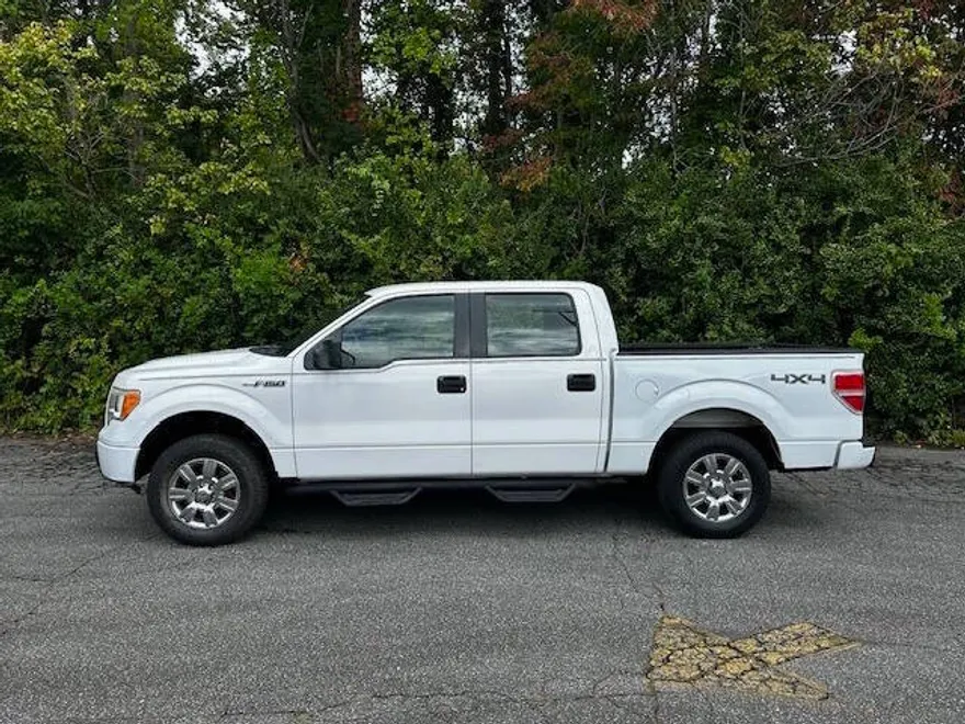 2012 Ford F-150 XL photo 1