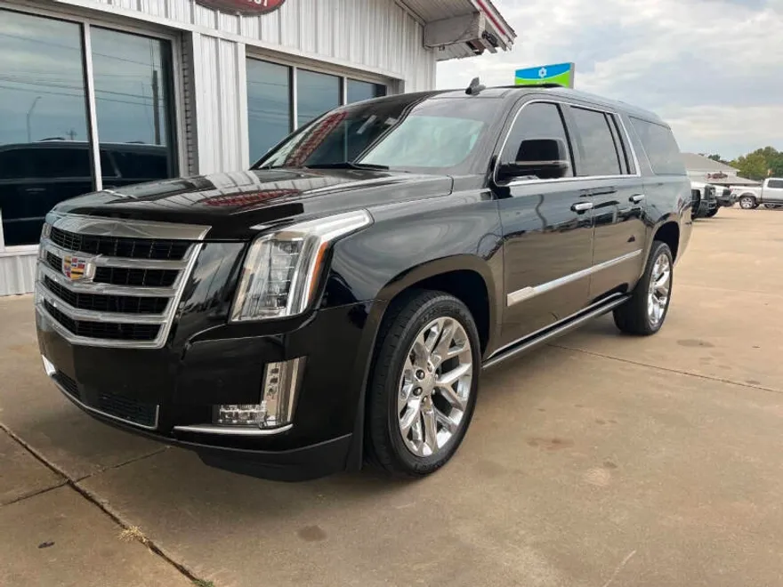 2016 Cadillac Escalade ESV Premium photo 1