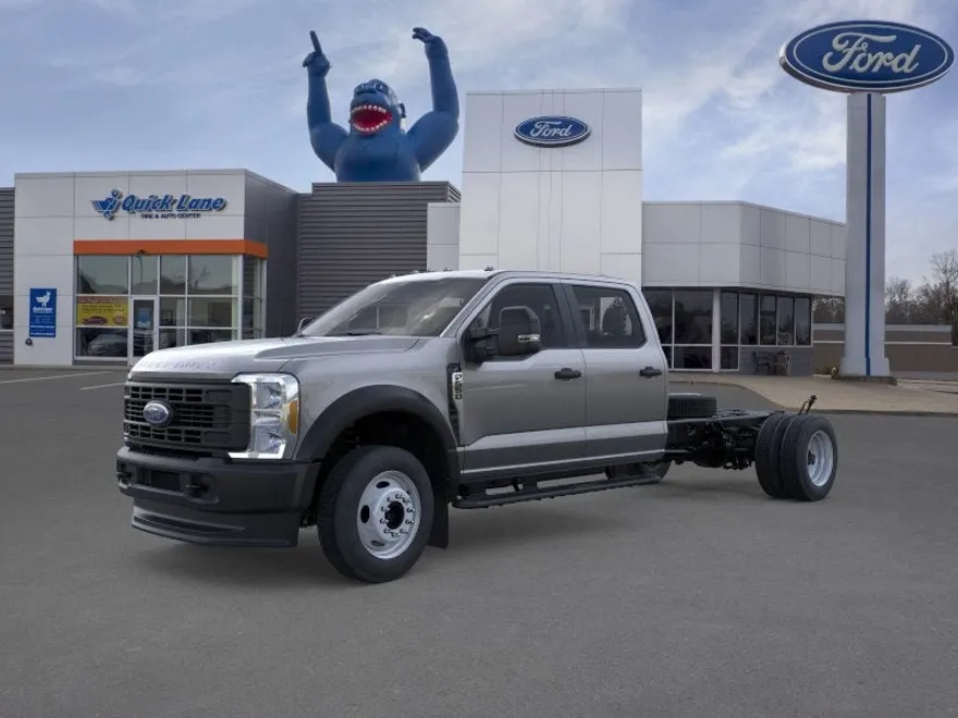 2026 Ford F-550 XL photo 1