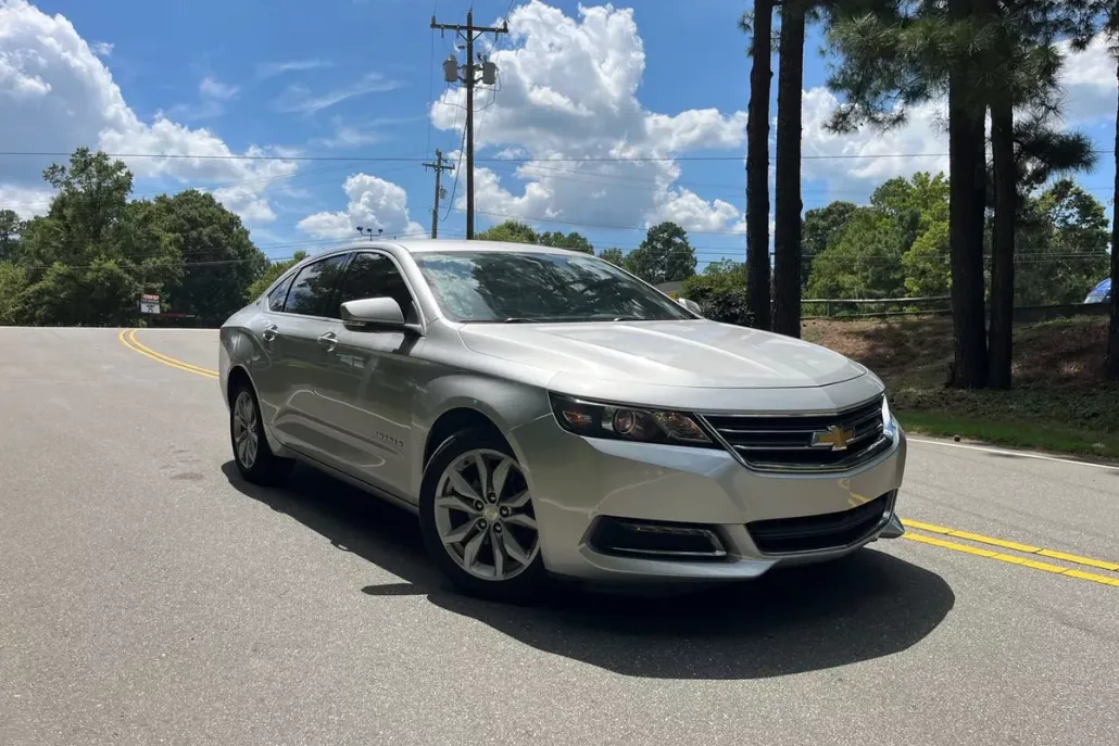2018 Chevrolet Impala 1LT photo 1