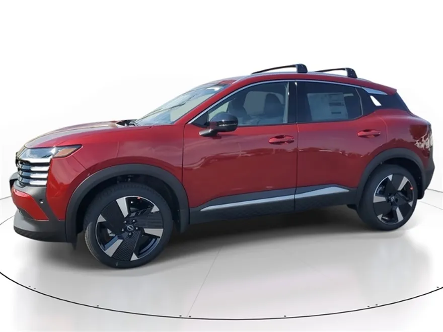 2026 Nissan Kicks SR photo 1