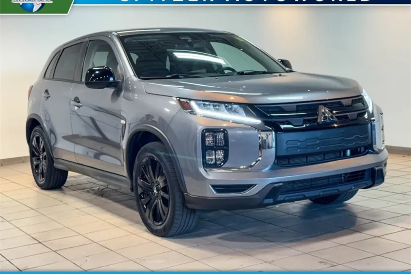 2022 Mitsubishi Outlander Sport LE photo 1