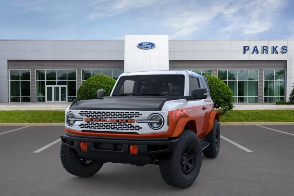 2025 Ford Bronco First Edition photo 1