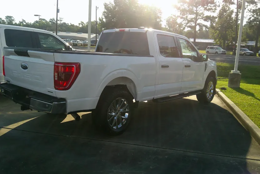 2022 Ford F-150 XLT photo 1