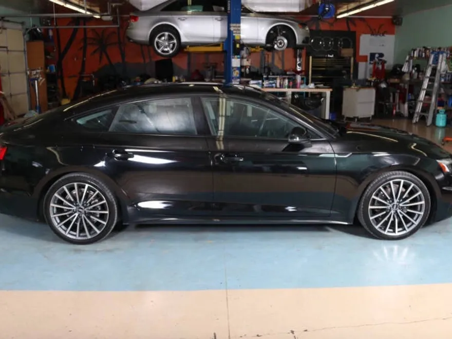 2022 Audi A5 Quattro Premium Plus photo 1