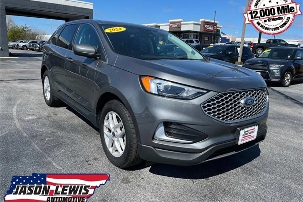 2024 Ford Edge SEL photo 1