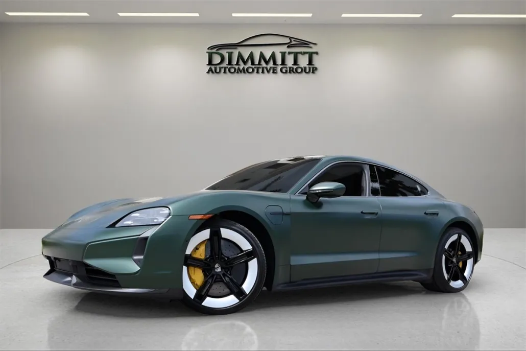 2025 Porsche Taycan Base photo 1