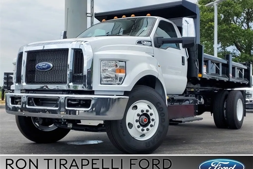 2026 Ford F-650 photo 1