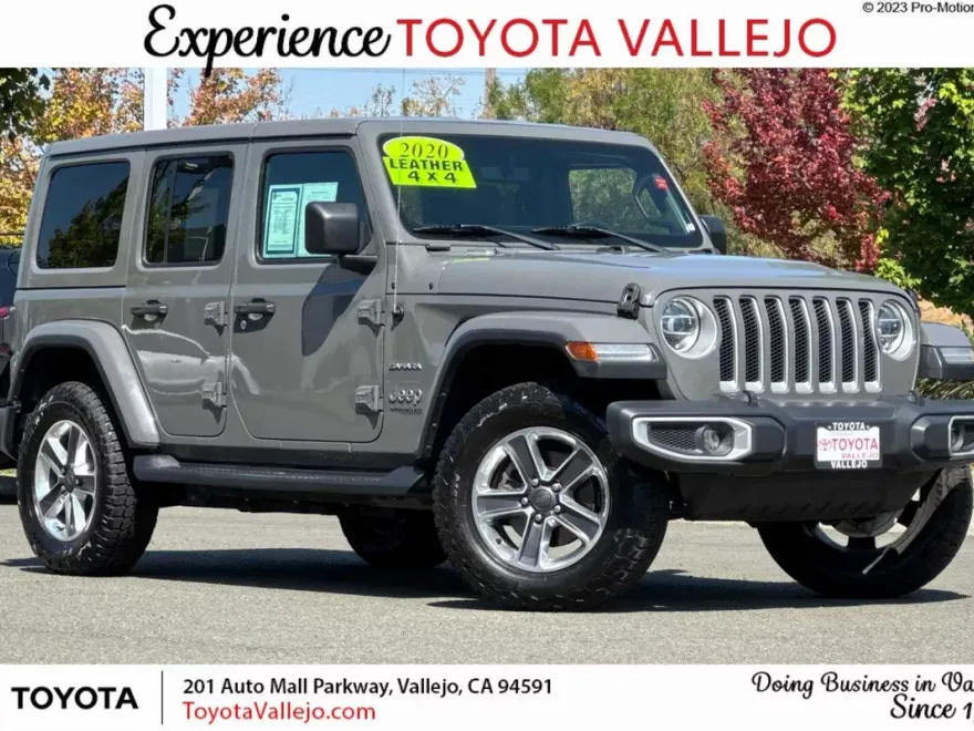 2020 Jeep Wrangler Unlimited Sahara photo 1