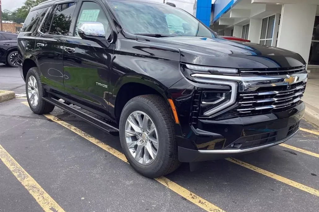 2025 Chevrolet Tahoe Premier photo 1